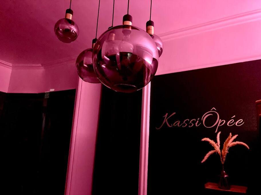 Suite Kassiopee, Romantisme, Balneo, Sauna Quimperlé Exteriör bild