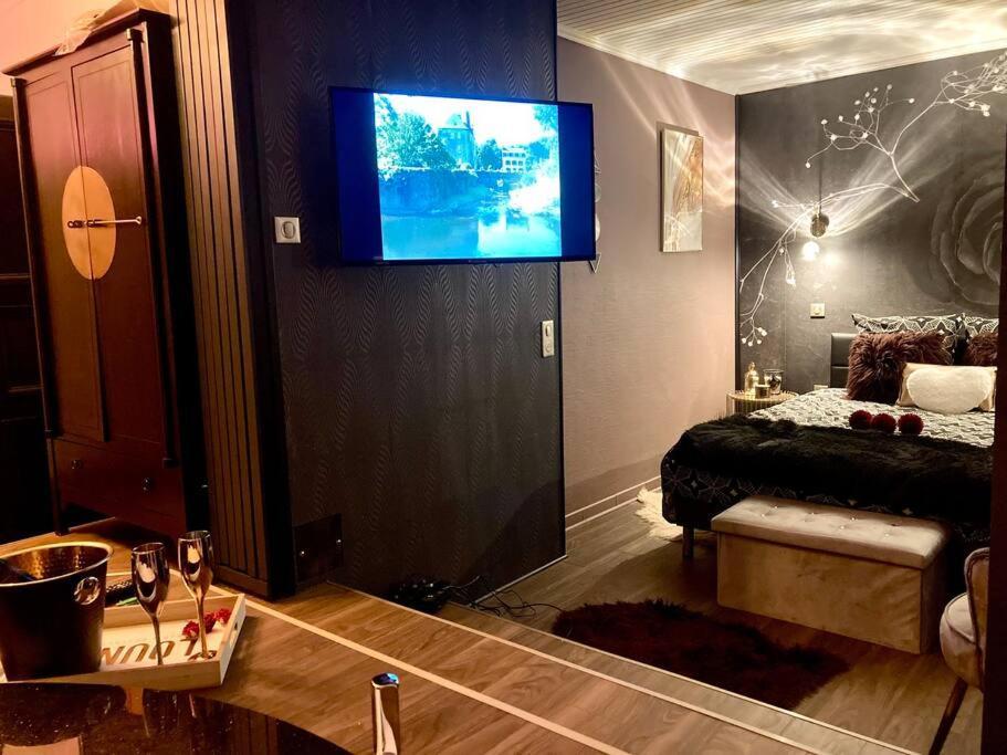 Suite Kassiopee, Romantisme, Balneo, Sauna Quimperlé Exteriör bild