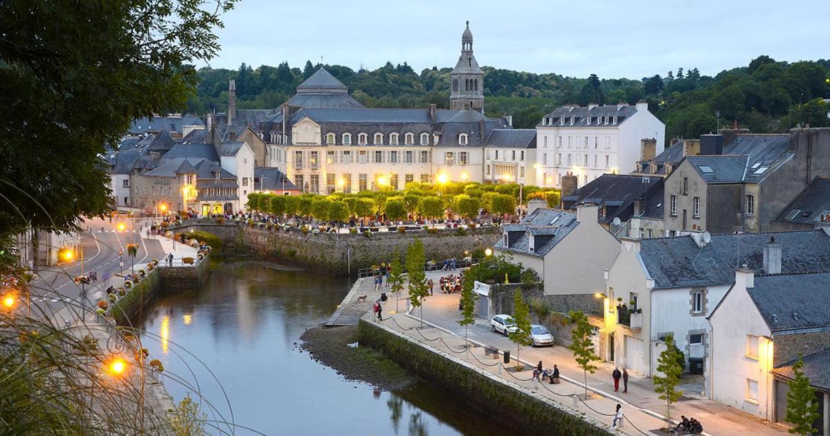Suite Kassiopee, Romantisme, Balneo, Sauna Quimperlé Exteriör bild